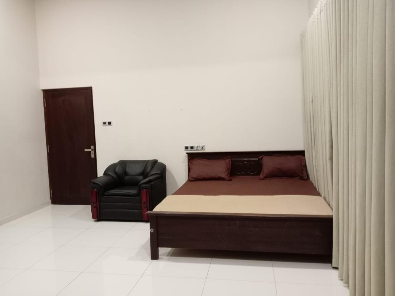 Thalangama Lakeview Lodge 바타라물라 외부 사진